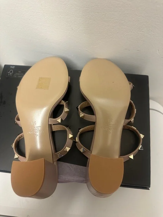 Valentino Garavani Rockstud Slide Blush Pink Rockstud Triple-Strap Flat Sandals - Picture 4 of 8